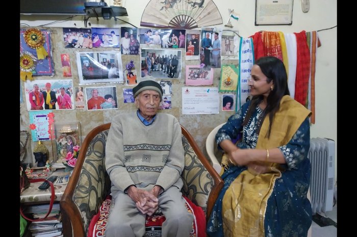 इतिहास से साक्षात्‌ भेंट: योगवीर हांडा अंकल की स्मृति में 